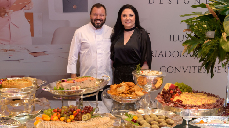 Da esquerda para direita: Daniel Camargo e Caren Moraes | Créditos das fotos: SCCOP Fotografia