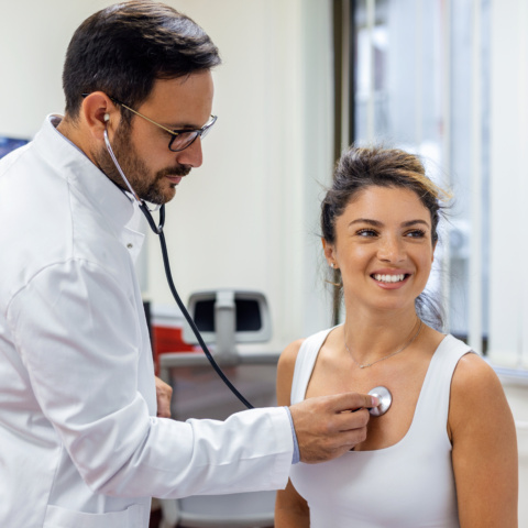 Quem tem psoríase pode contribuir com estudo sobre riscos cardiovasculares associados à condição